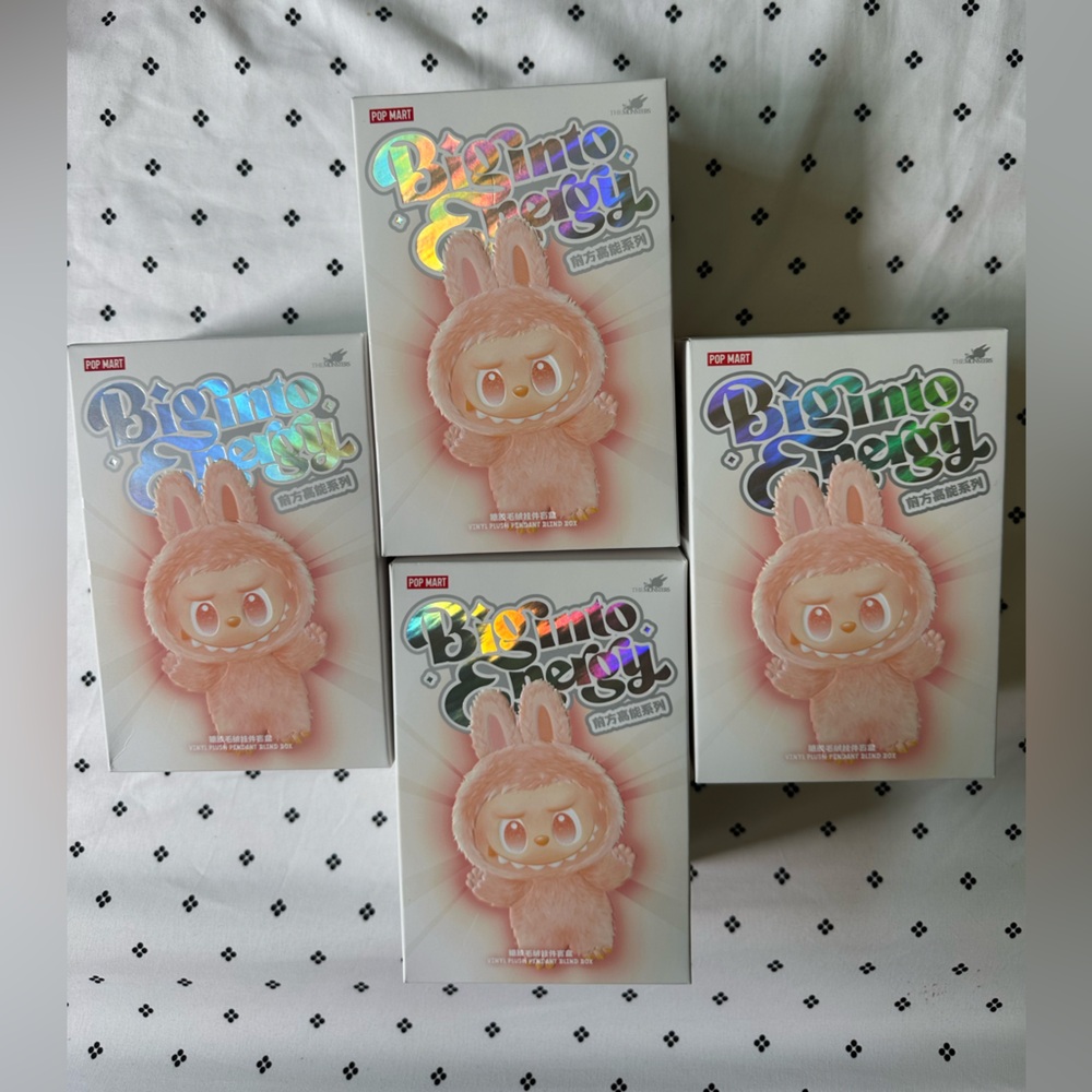 REAL Authentic Labubu (Big into Energy vinyl plush pendant blind box)